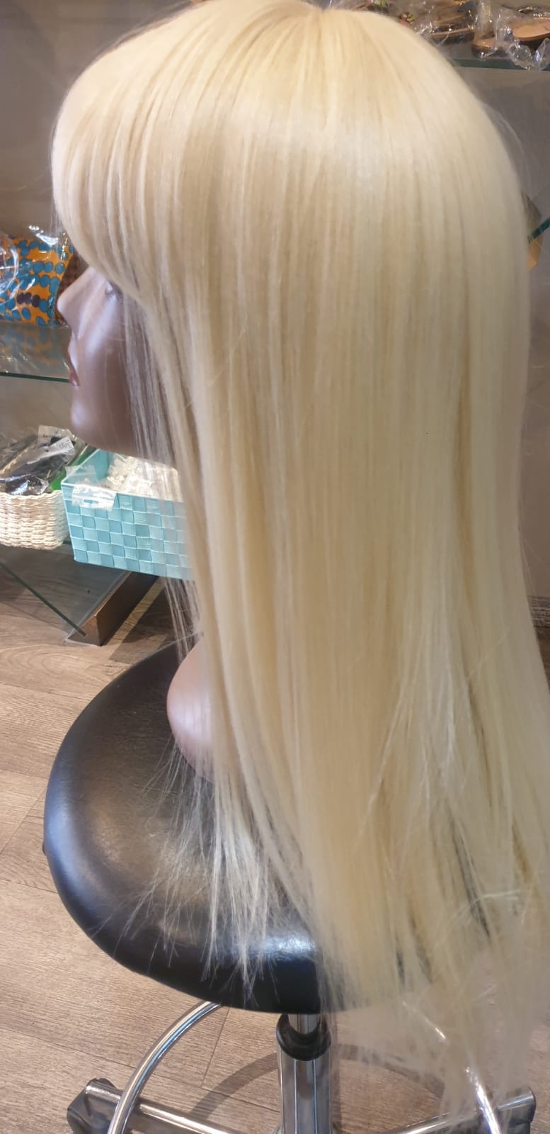Perruque classique longue blonde
